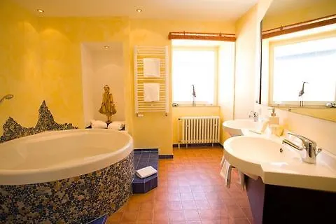 Hotel Bristol