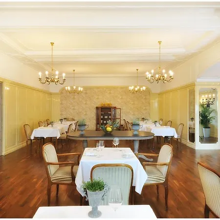 Hotel Bristol