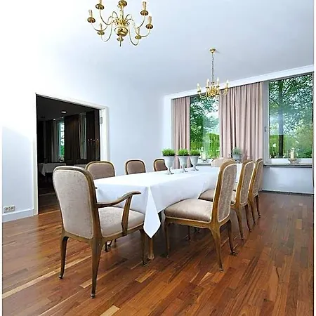 Hotel Bristol 4*