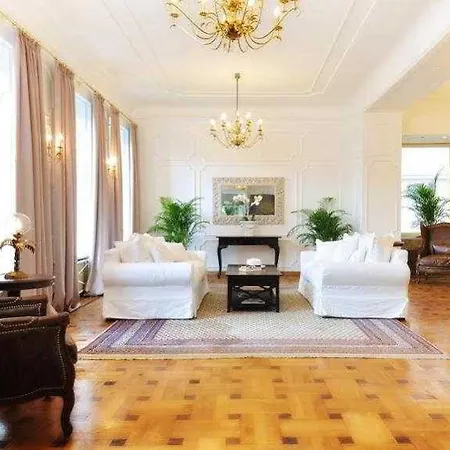 Bristol Hotel 4*